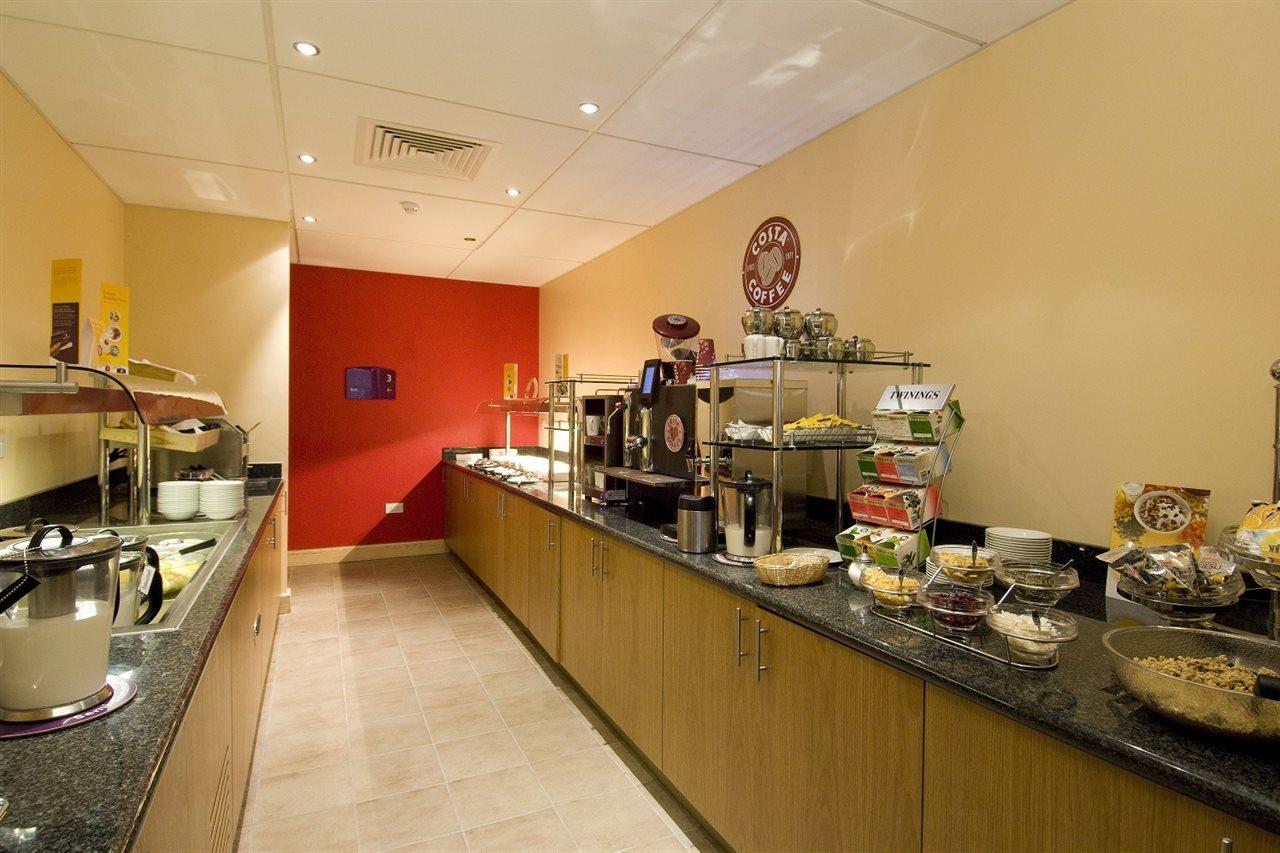 Premier Inn Sheffield City Centre Zewnętrze zdjęcie